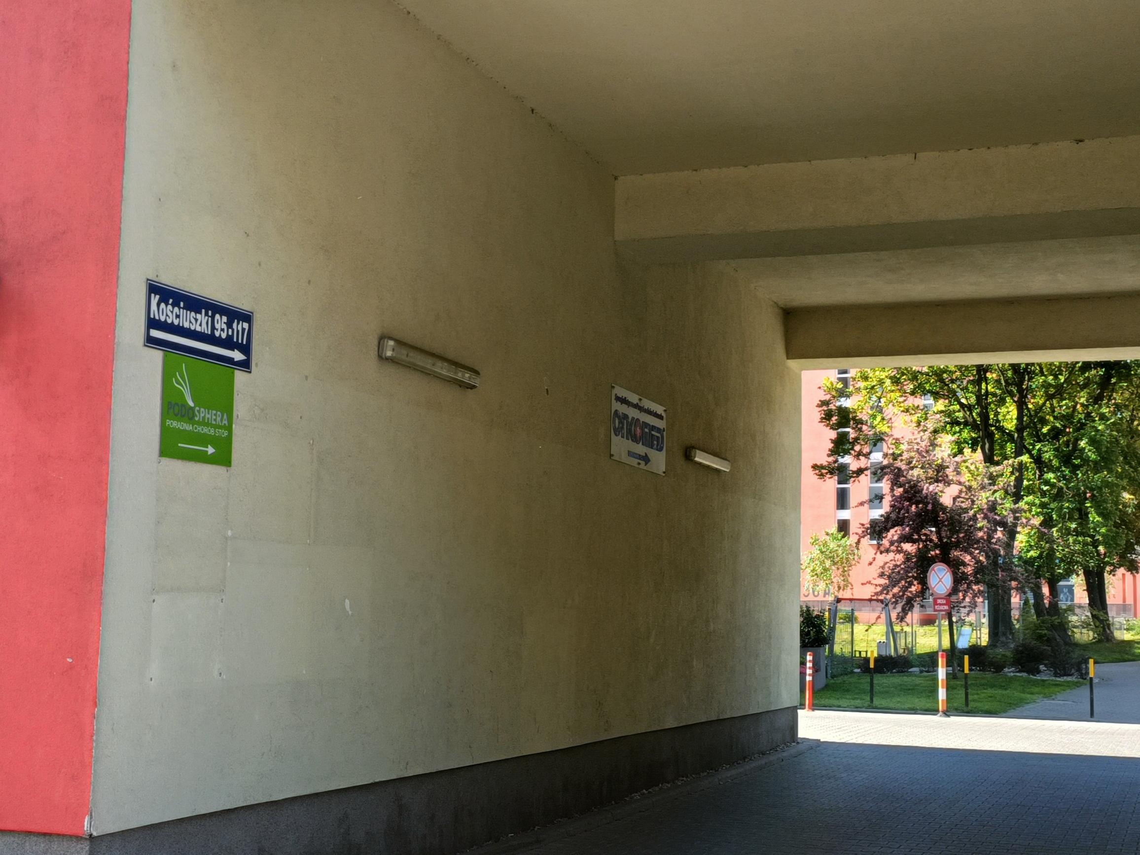 Parking - obok Dworca Głownego PKP Wrocław- Centrum