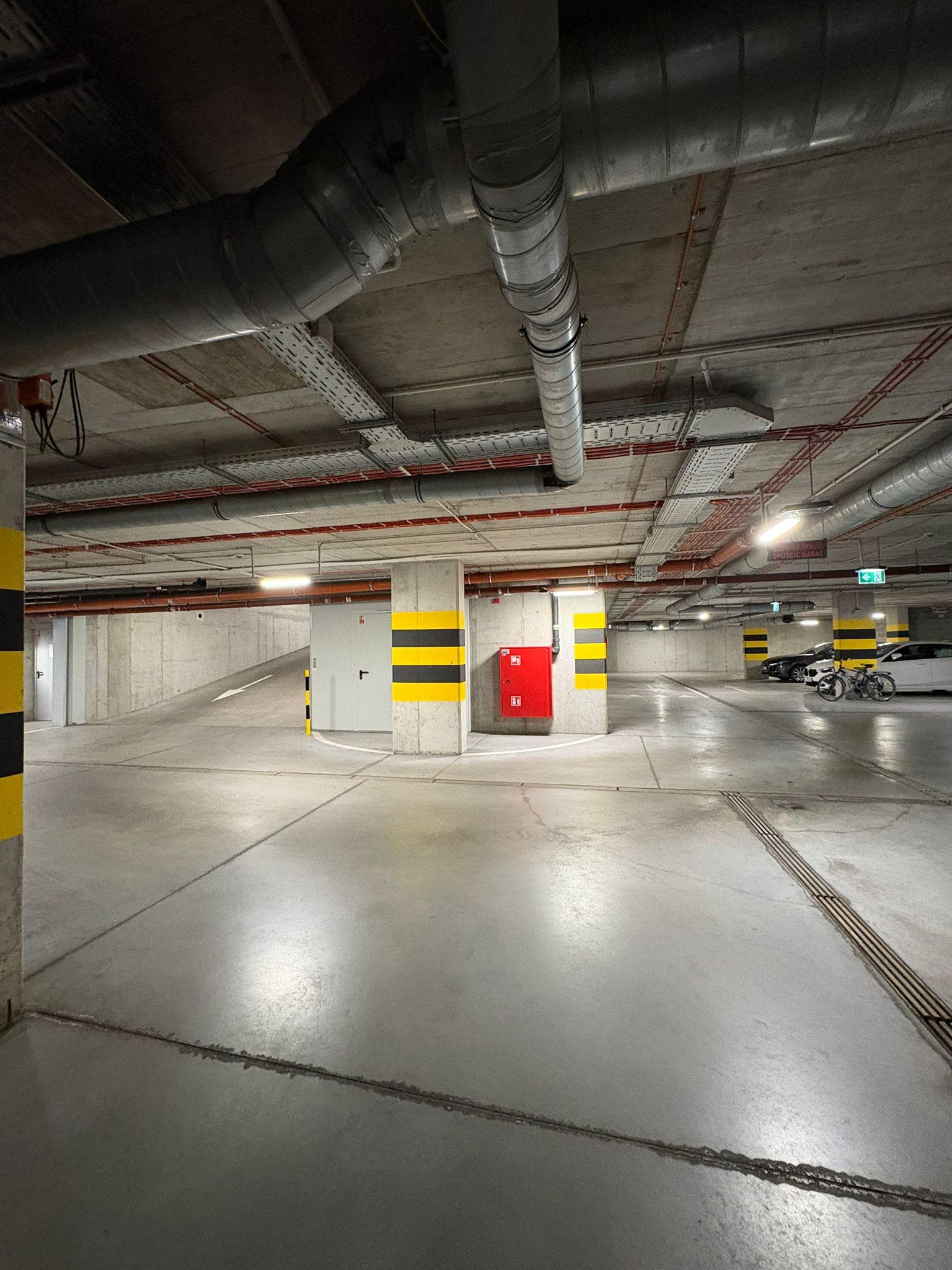 Parking - Rydygiera 2A Wrocław. Najem długoterminowy - abonamenty miesięczne 