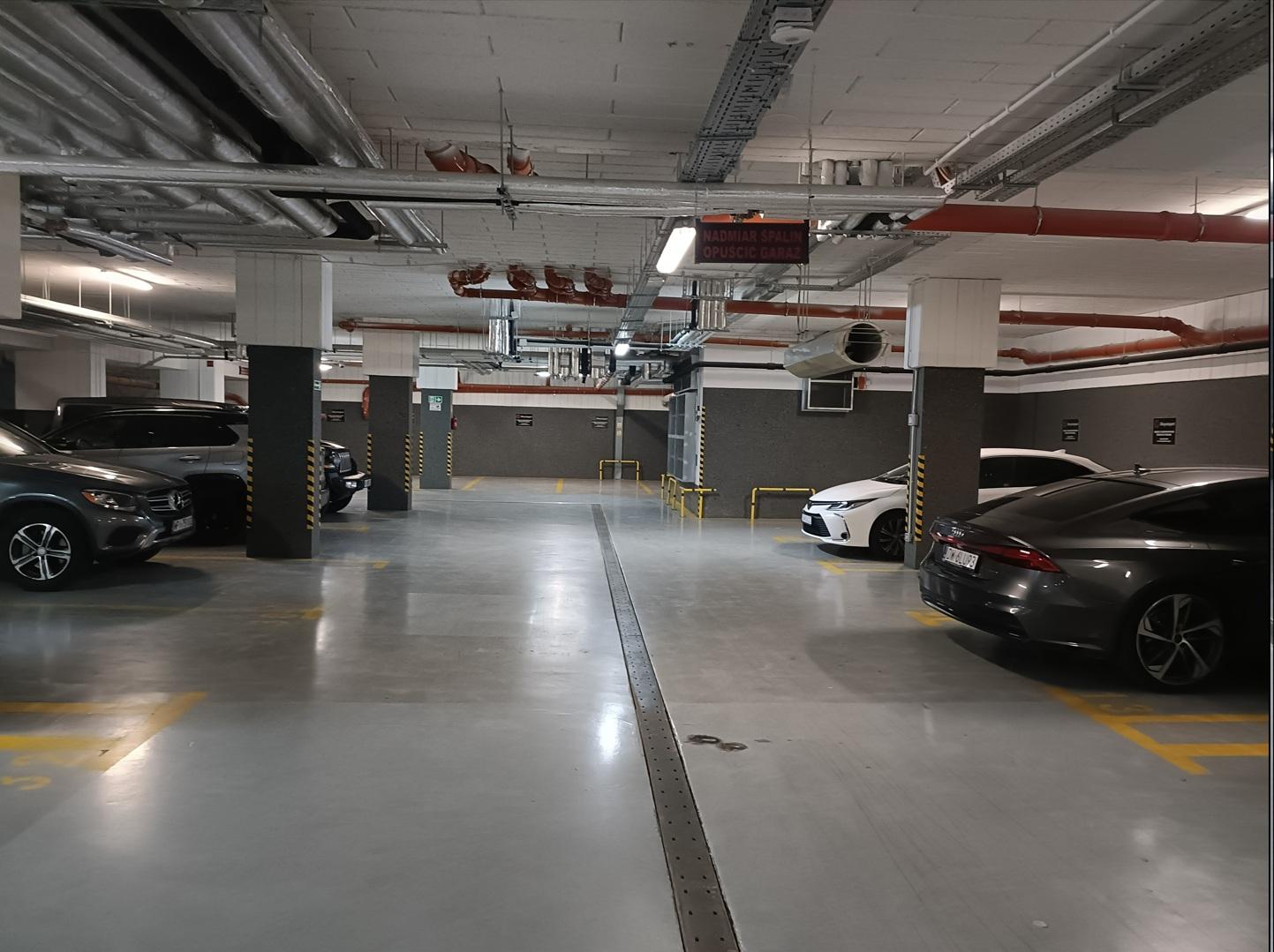 Parking - Rynek, Stare Miasto, Centrum Wrocławia - ul. Wszystkich Świętych 27