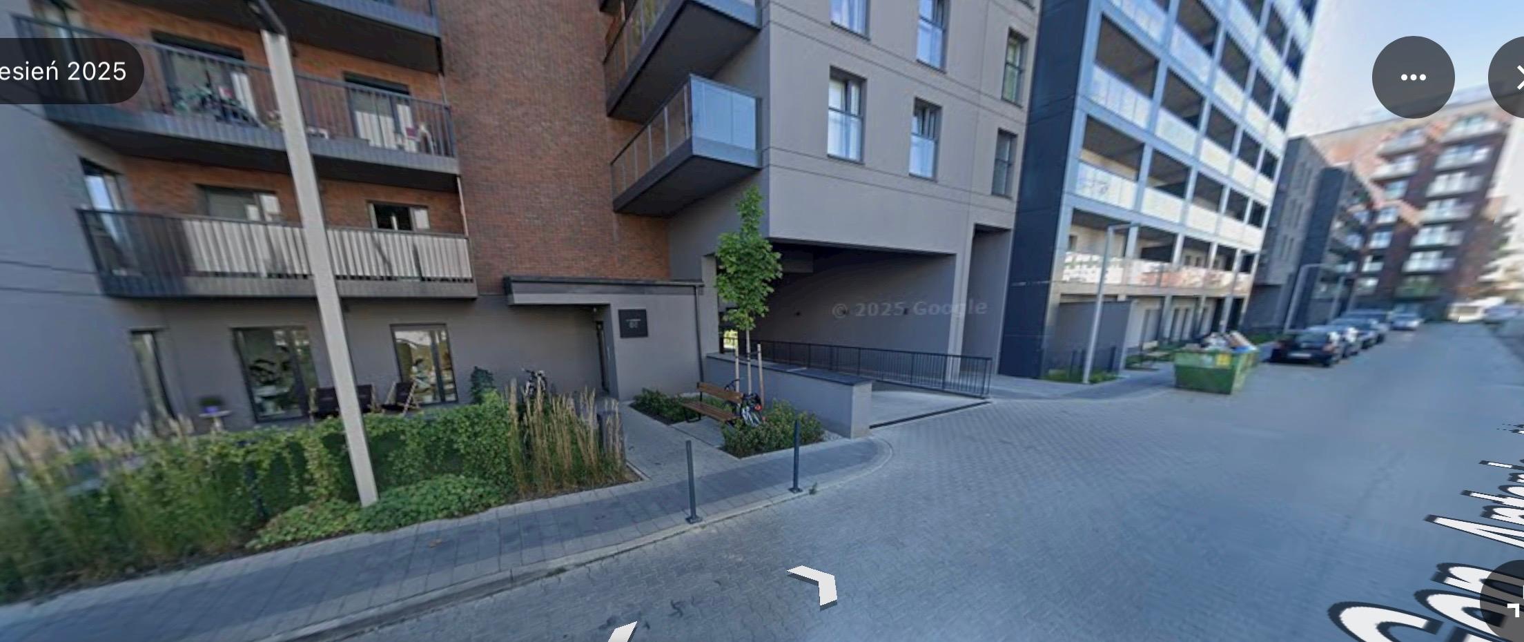 Parking - Dworzec Główny PKP Wroclaw Madalińskiego 85