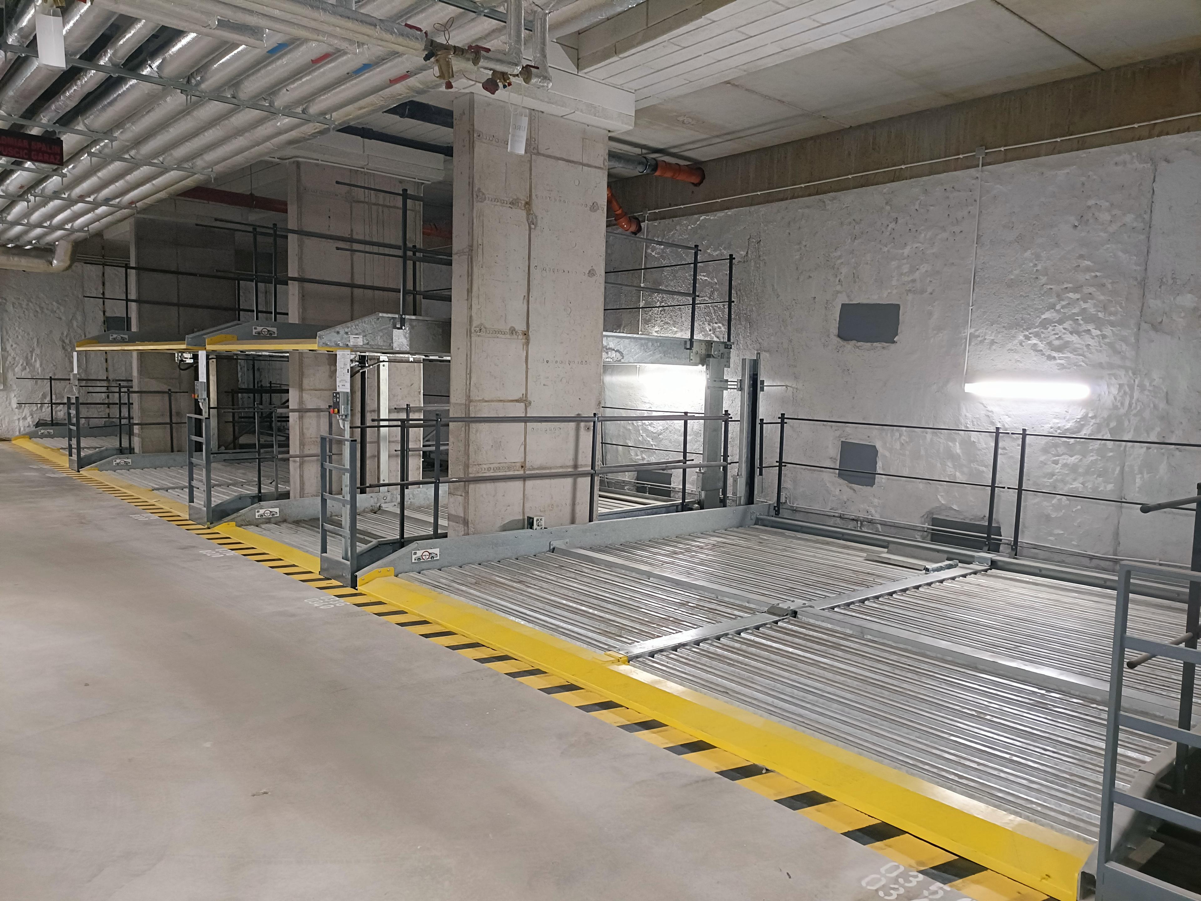 Parking - Wrocław   Centrum  Henryka Sienkiewicza 32 