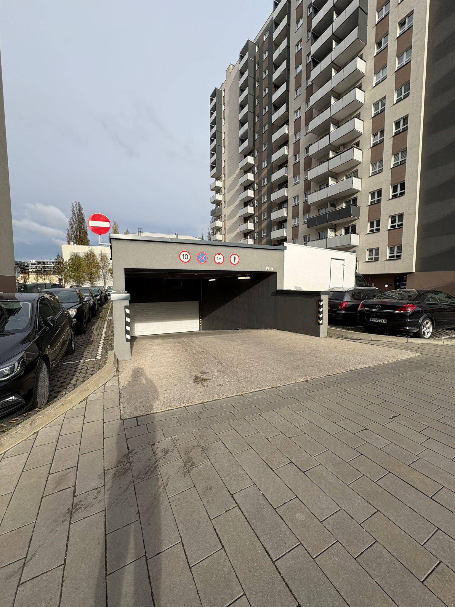 Parking - Warszawa Zachodnia Centrum - PKP Stańczyka 2