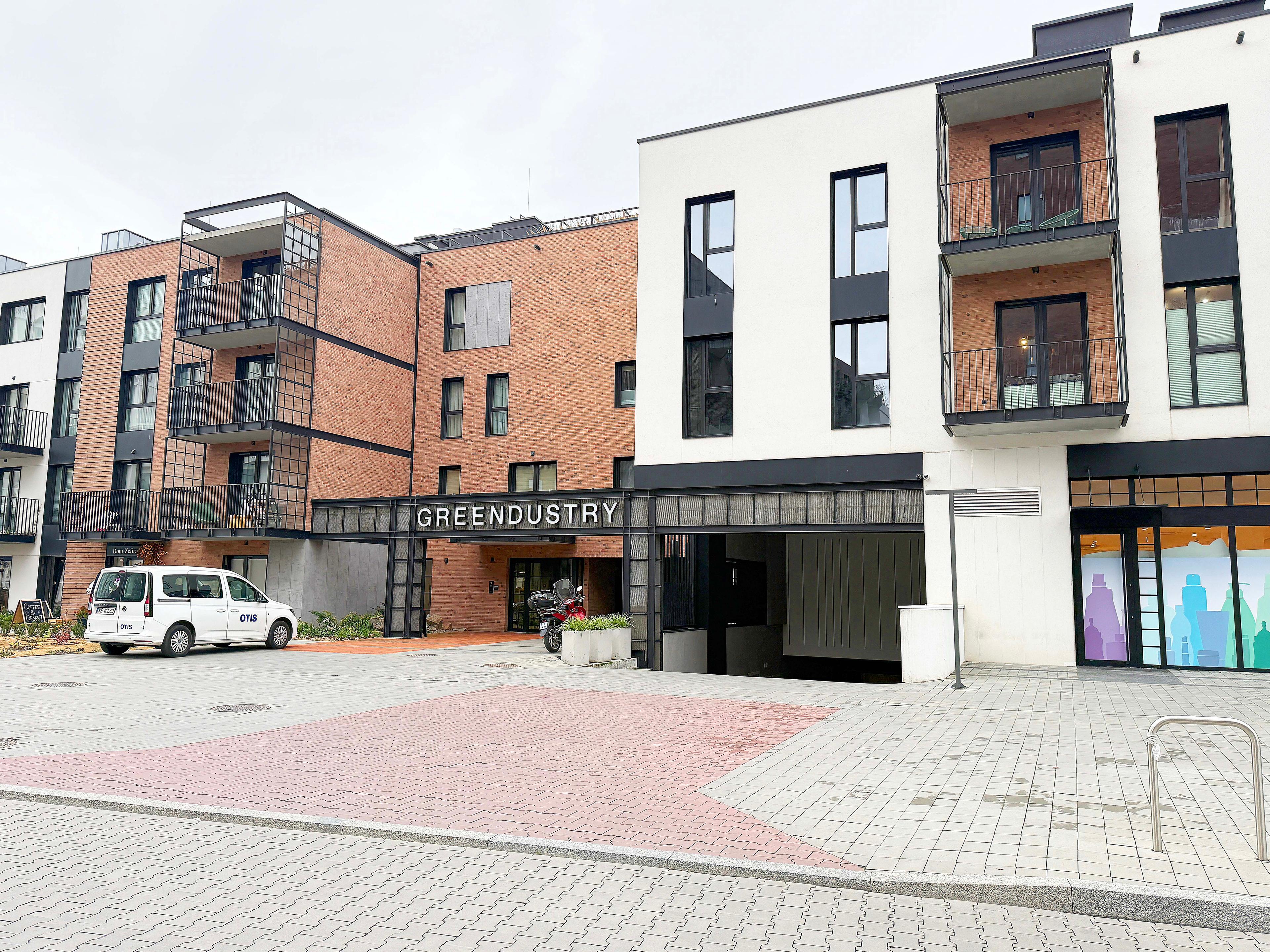 Parking - Kraków Zabłocie – Romanowicza 6A | Centrum