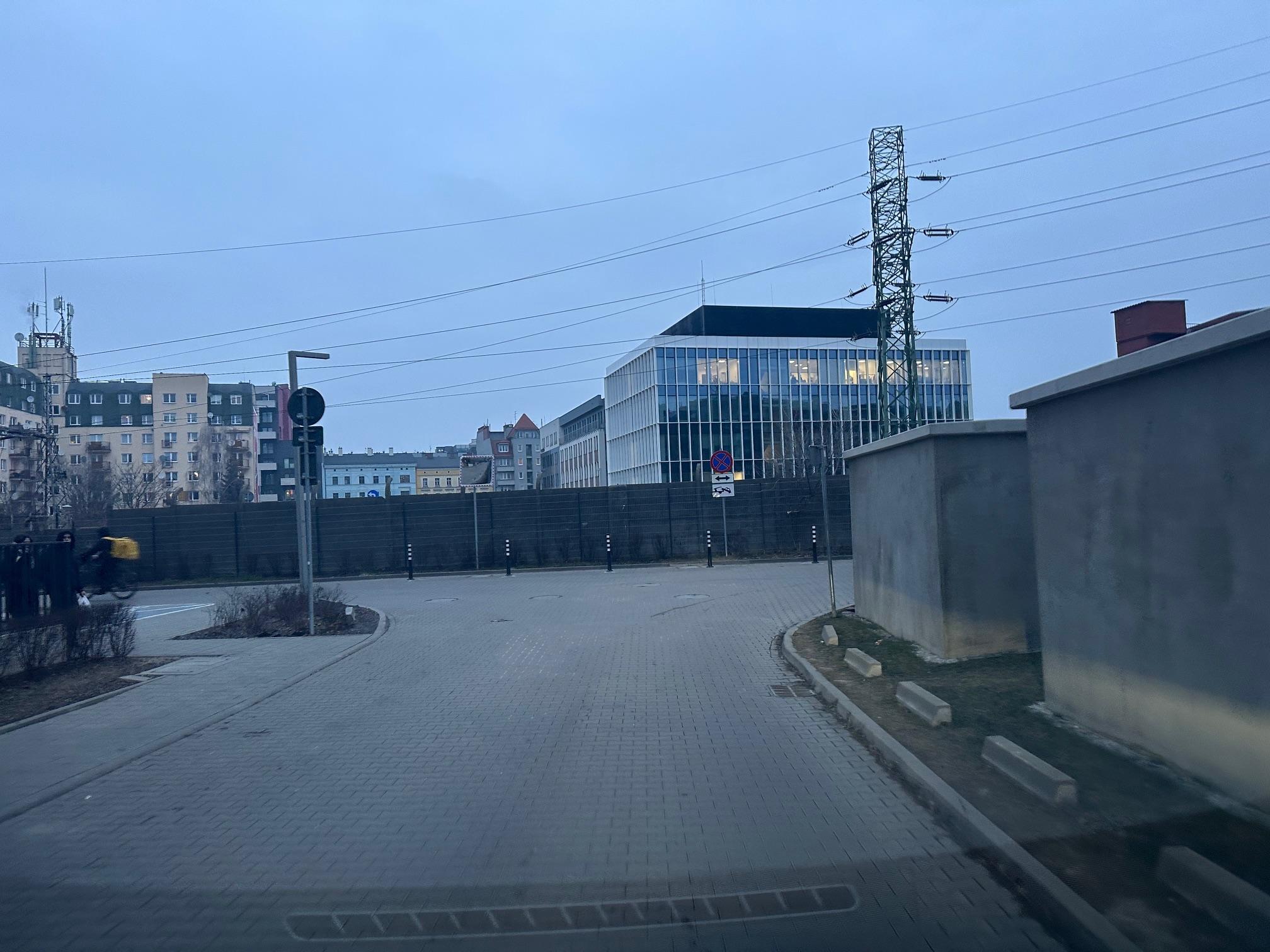 Parking - Dworzec Główny PKP Madalińskiego 15