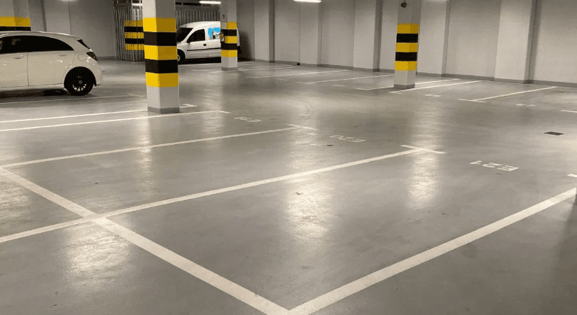 Parking - Warszawa Taśmowa 4  / Lotnisko 