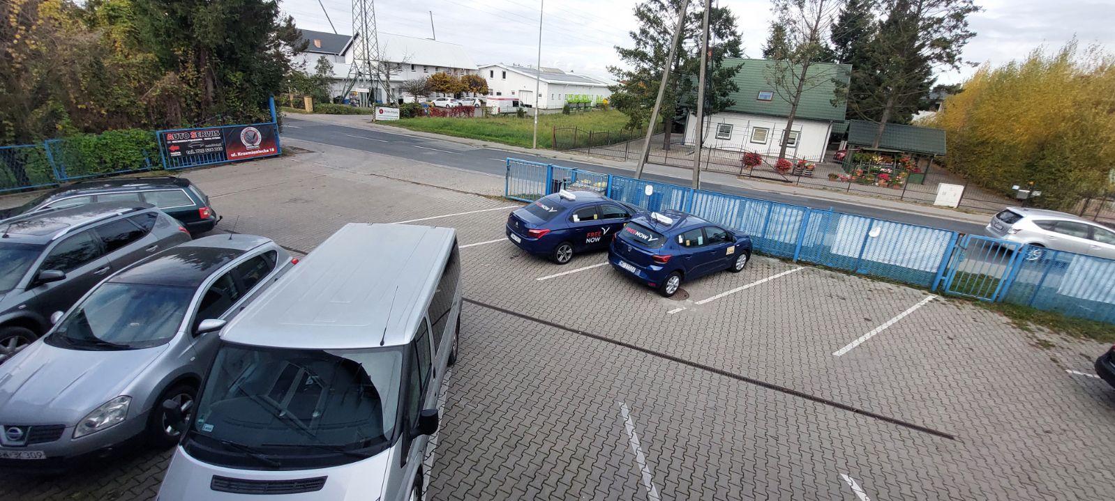 Parking - TIR oraz dla samochodów osobowych i busów