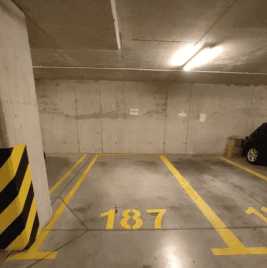 Parking - Warszawa Centrum Jana Kazimierza 49