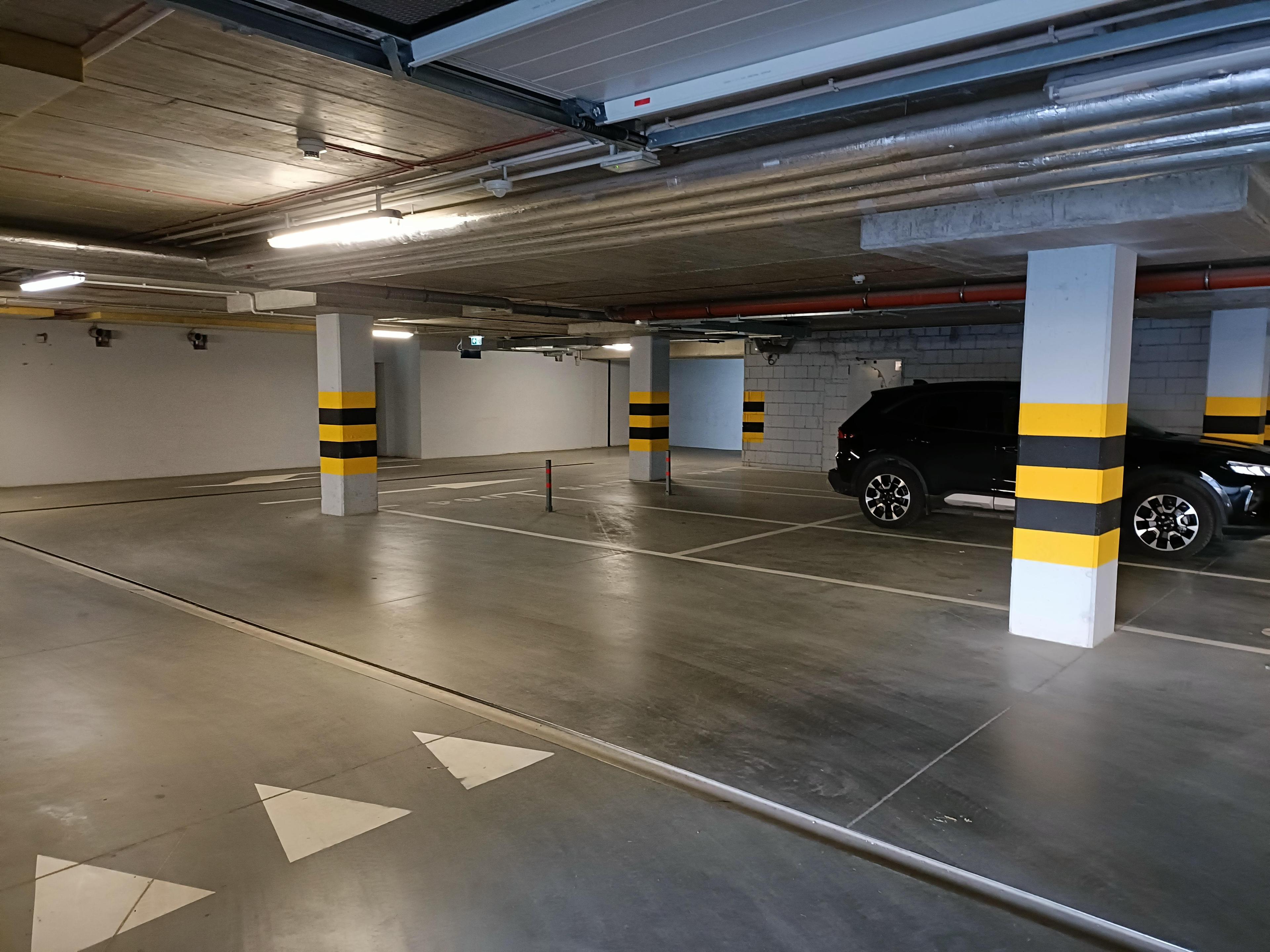 Parking - Wrocław Madalińskiego 15 - Dworzec Główny PKP