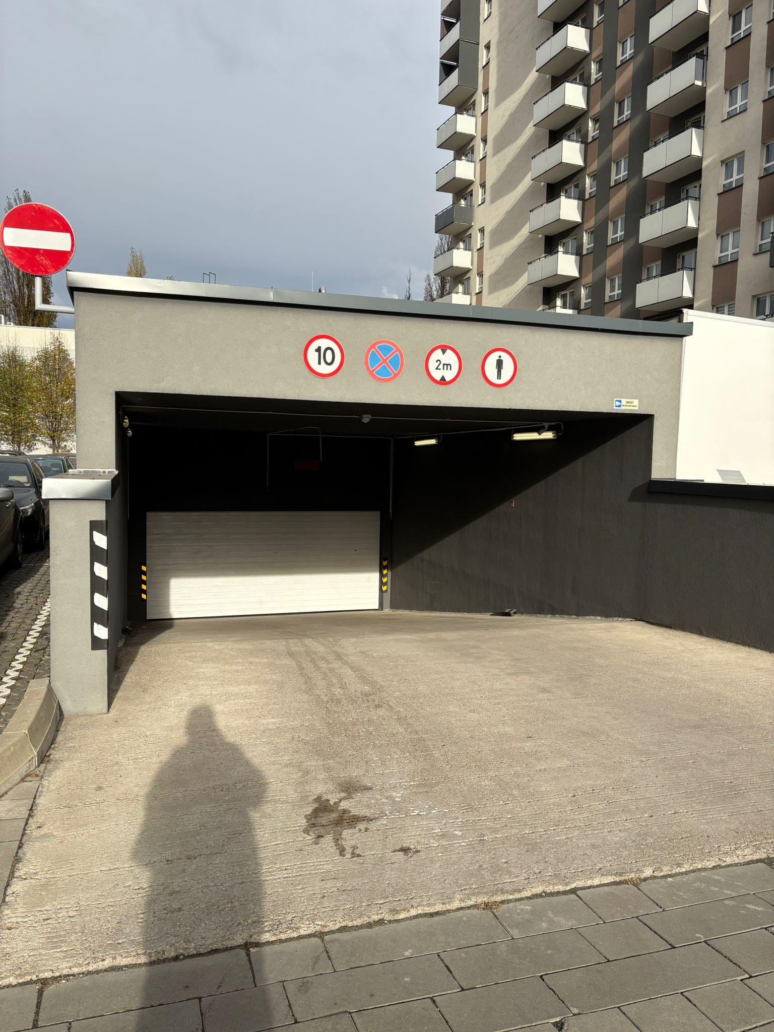 Parking - Warszawa Zachodnia Centrum - PKP Stańczyka 2