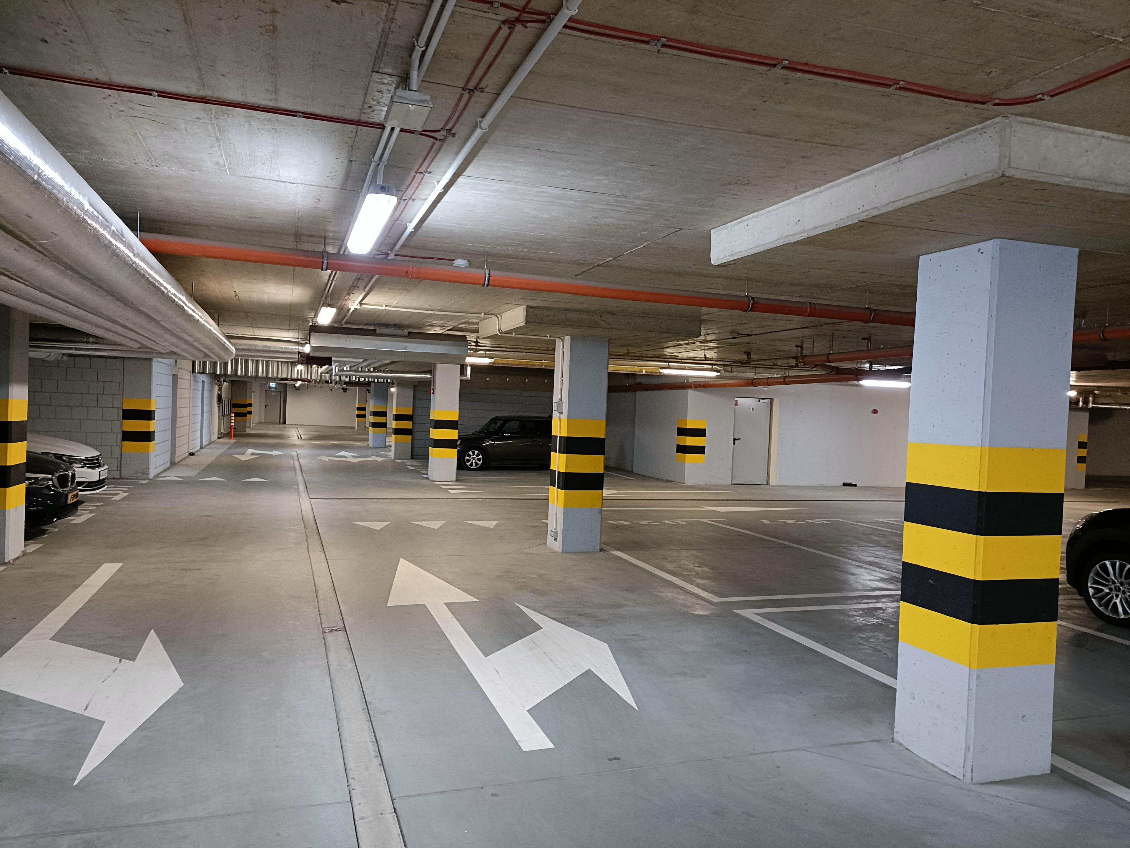 Parking - Wrocław Centrum Madalińskiego 17 / PKP 