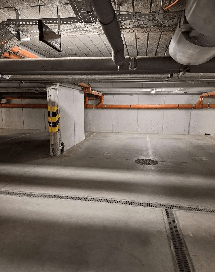 Parking - Wrocław Śródmieście PL.Bema 5a