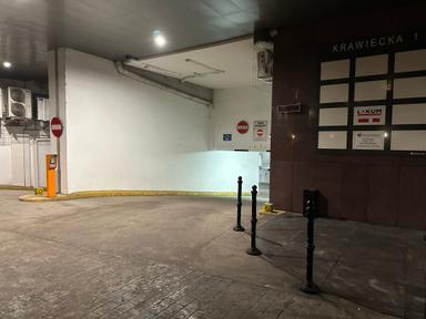 Parking - Rynek - Centrum Wrocław przy ul. Krawieckiej 1-3