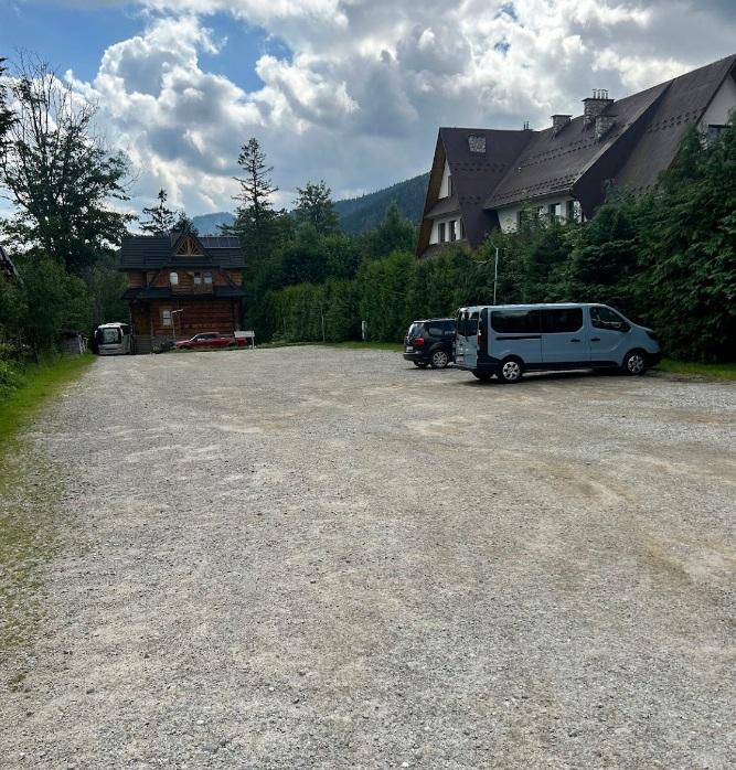 Parking - Zakopane Strążyska 27A -  Dolina Strążyska