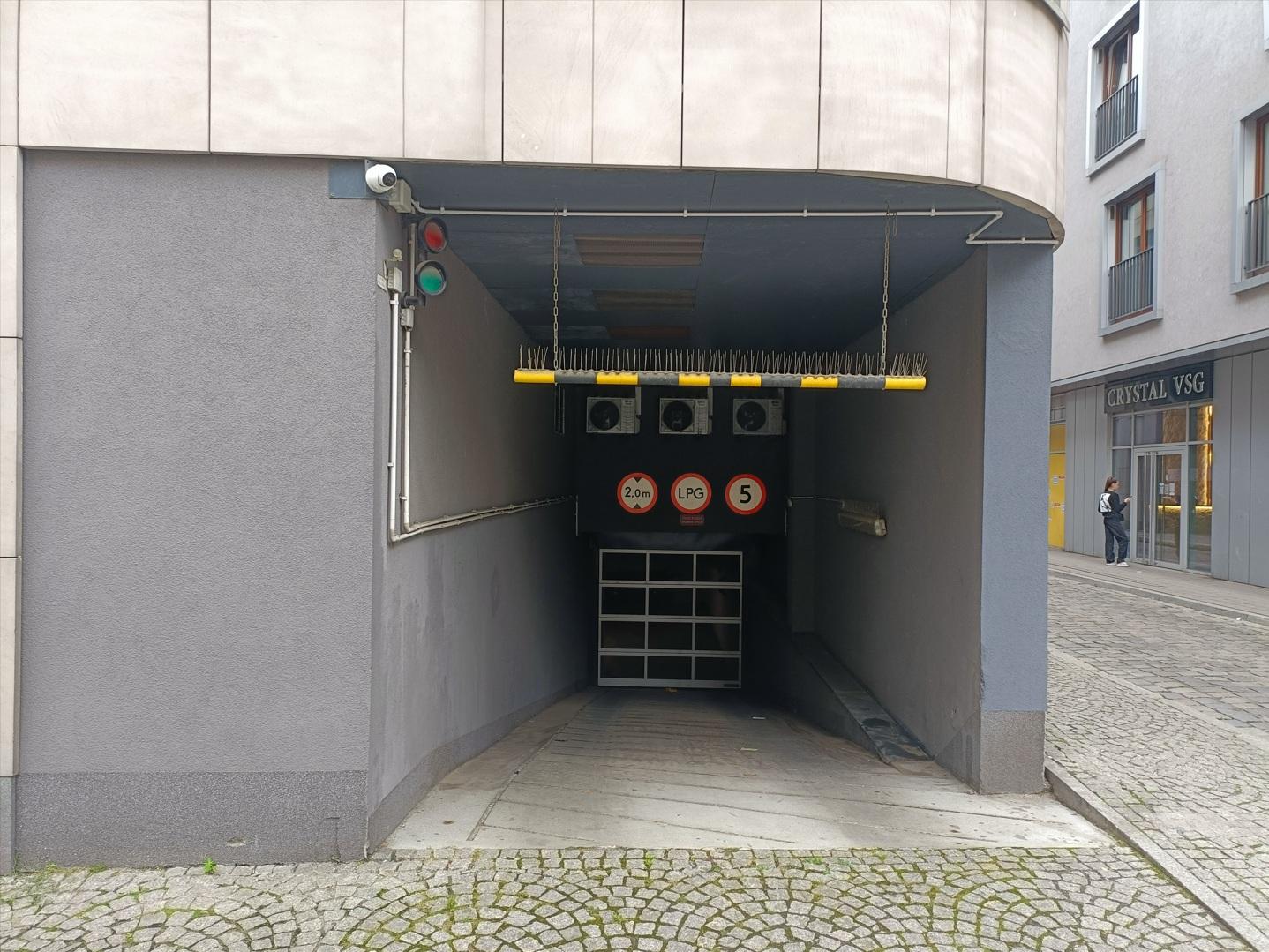 Parking -  Rydygiera 2A Wrocław Cenrum obok Rynku i Wyspy Słodowej 