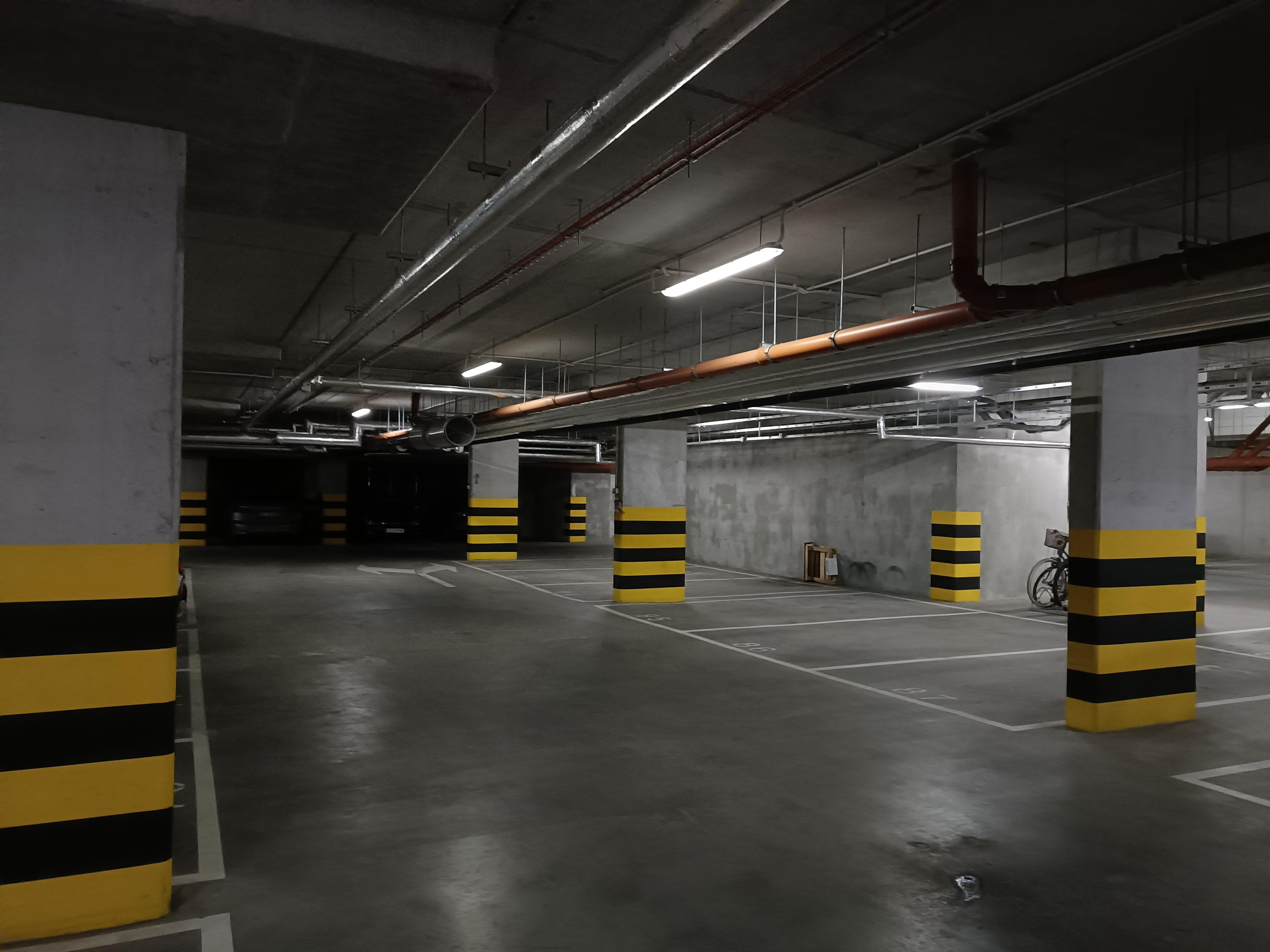 Parking - Krakow Centrum – Szlak 50 | Parking obok Dworca Głownego PKP i Starego Miasta