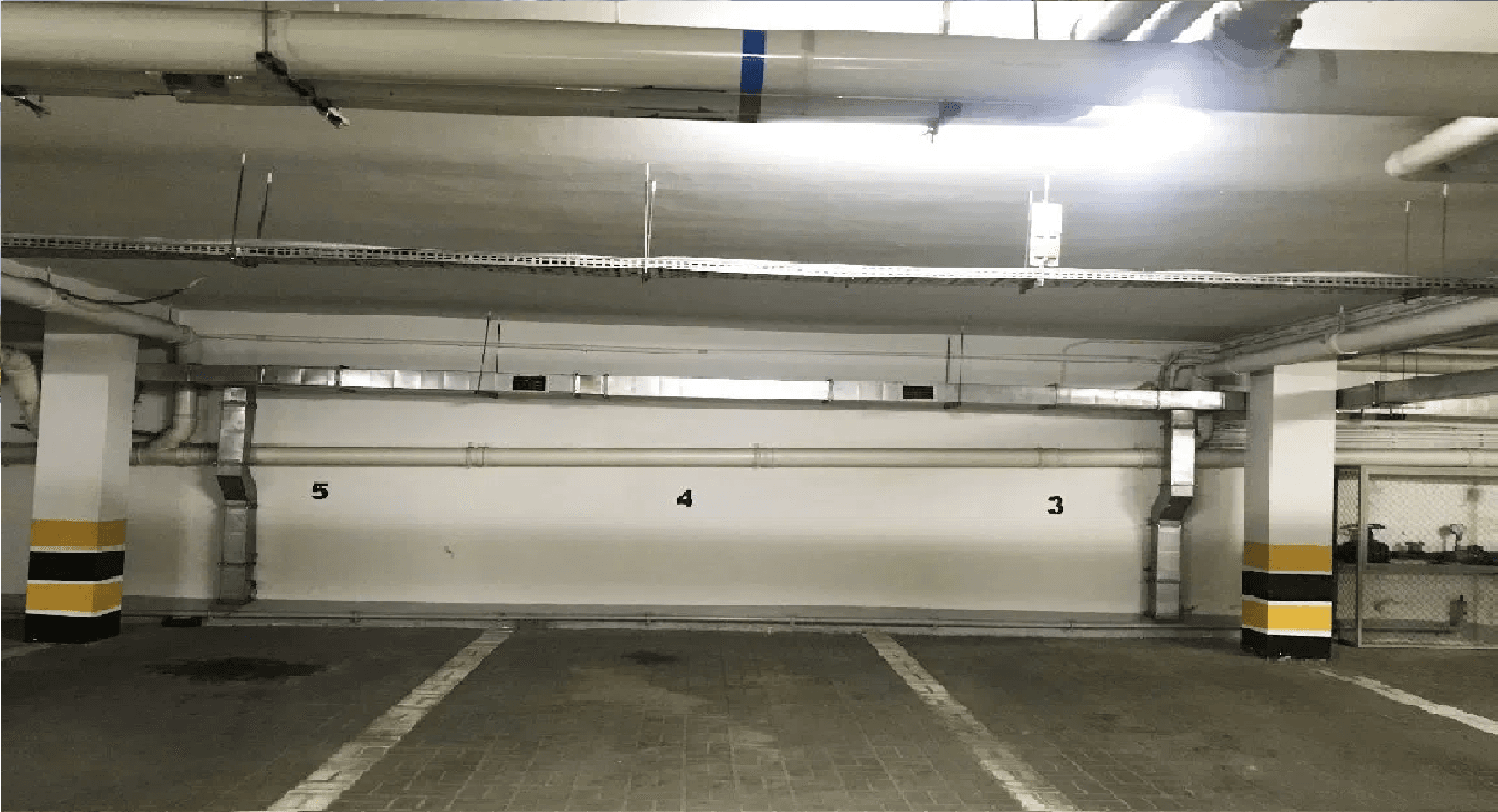 Parking - Półwiejska 17 Centrum Poznań