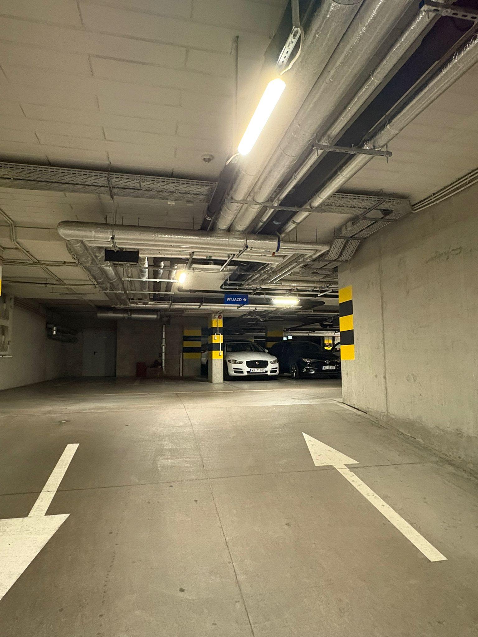 Parking - Rydygiera 2A Wrocław. Najem długoterminowy - abonamenty miesięczne 