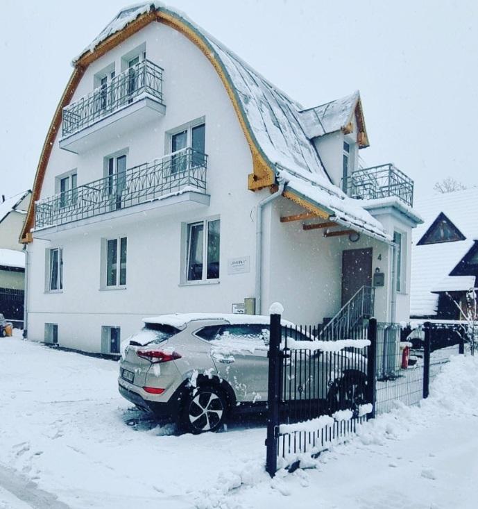 Parking - Zakopane Adama Asnyka 4 - Krupówki