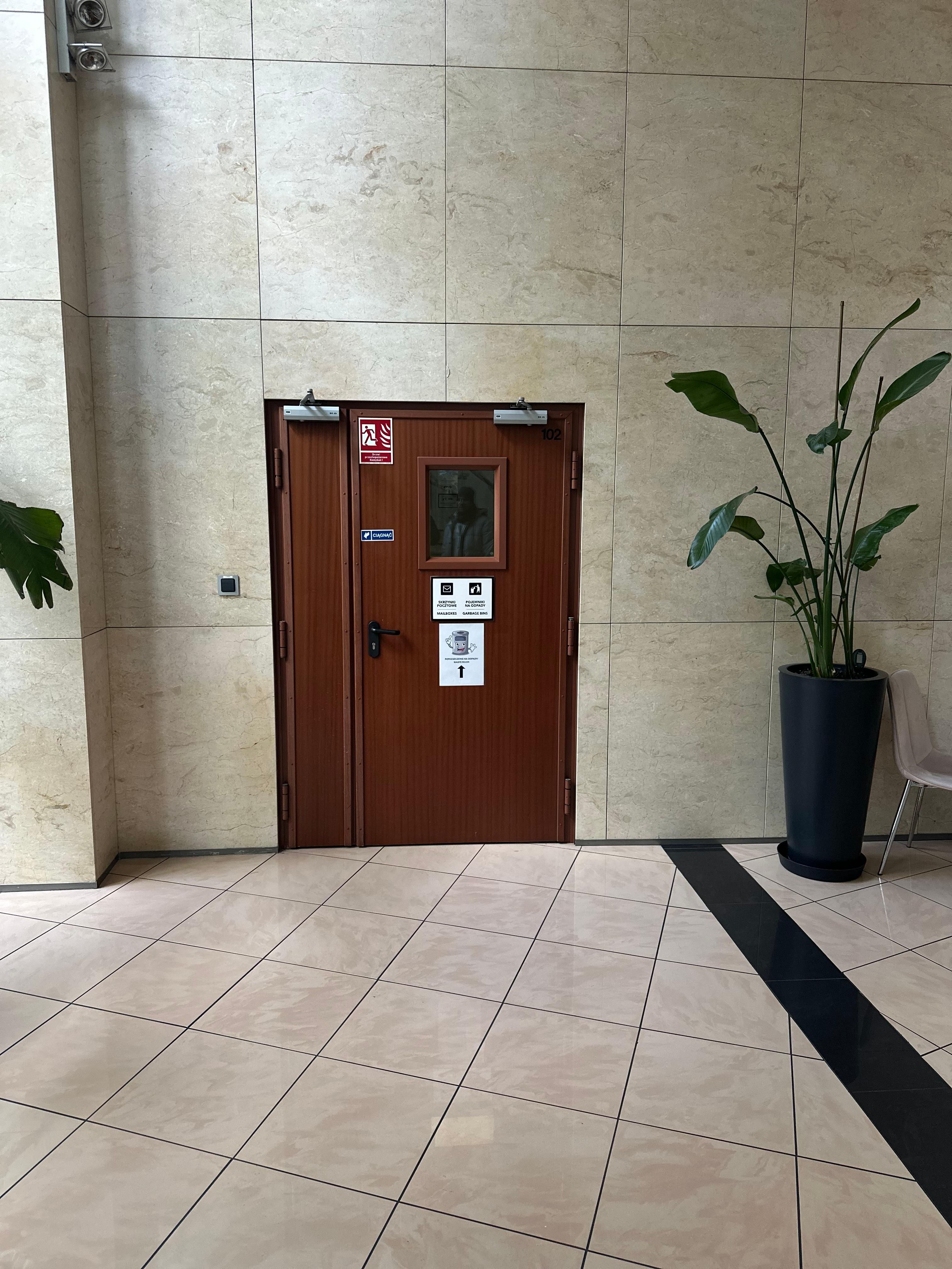 Parking - Rynek - Centrum Wrocław przy ul. Krawieckiej 1-3