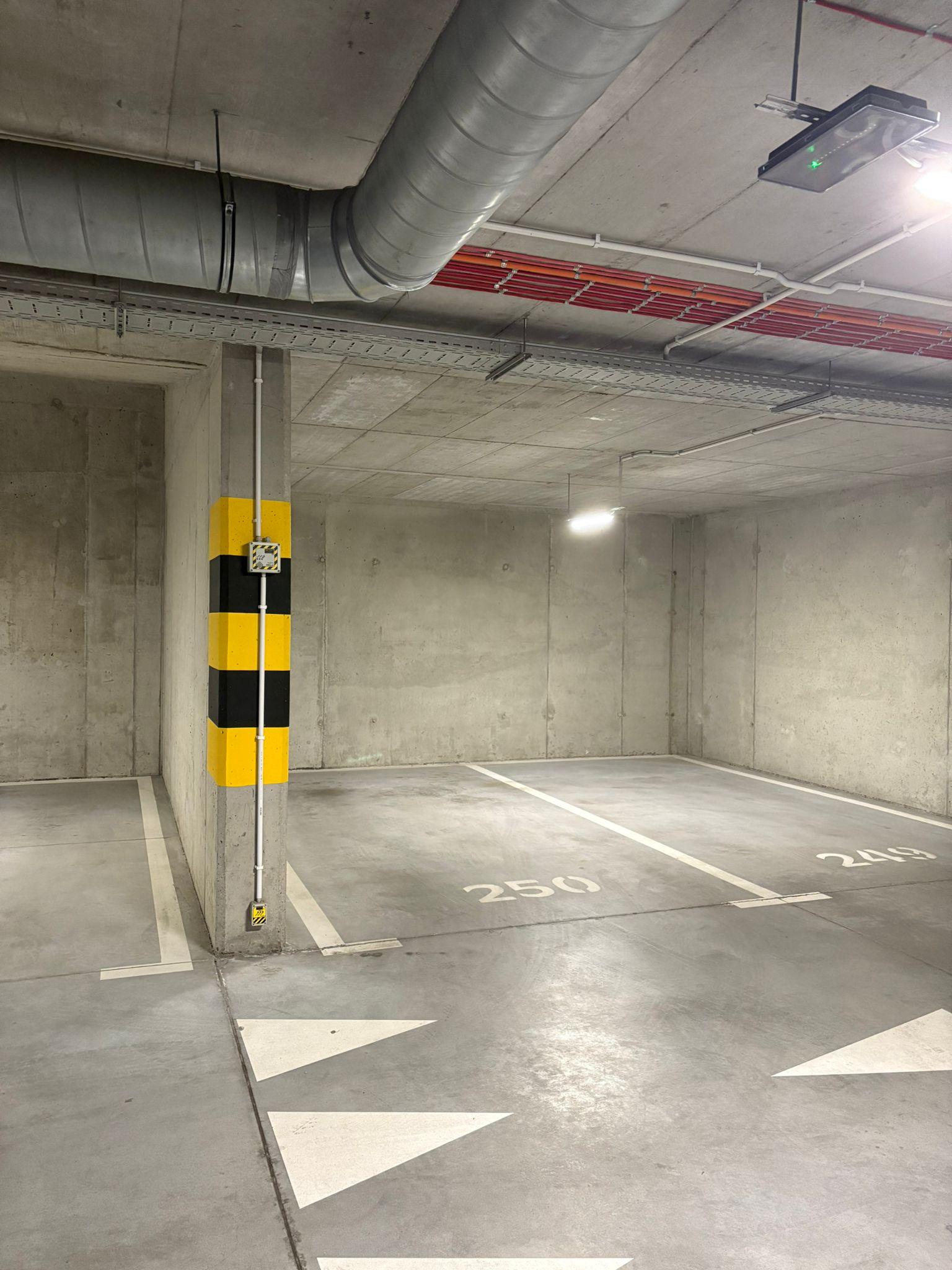 Parking - Rydygiera 2A Wrocław. Najem długoterminowy - abonamenty miesięczne 