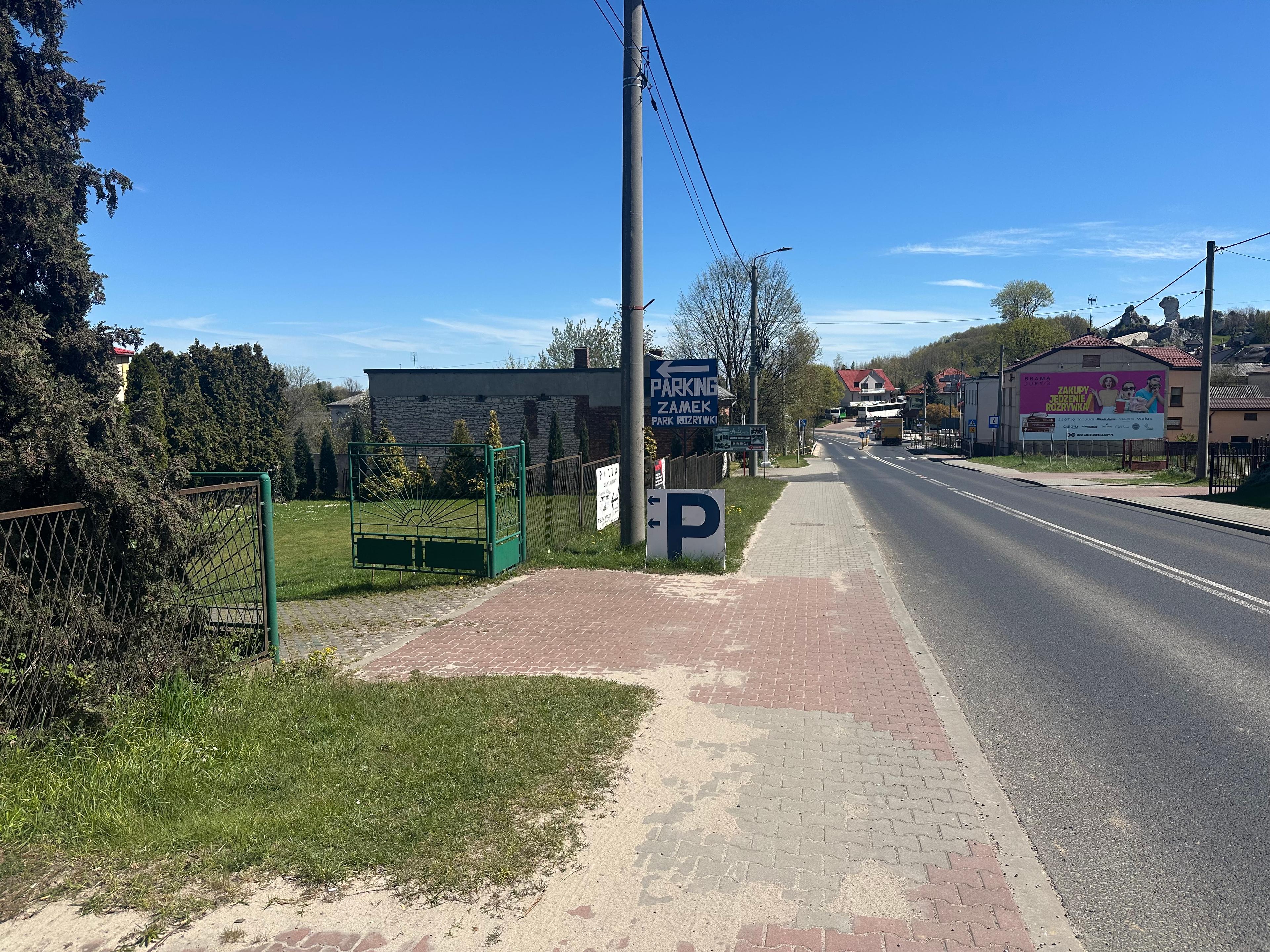 Parking - Parking Ogrodzieniec przed Zamkiem 