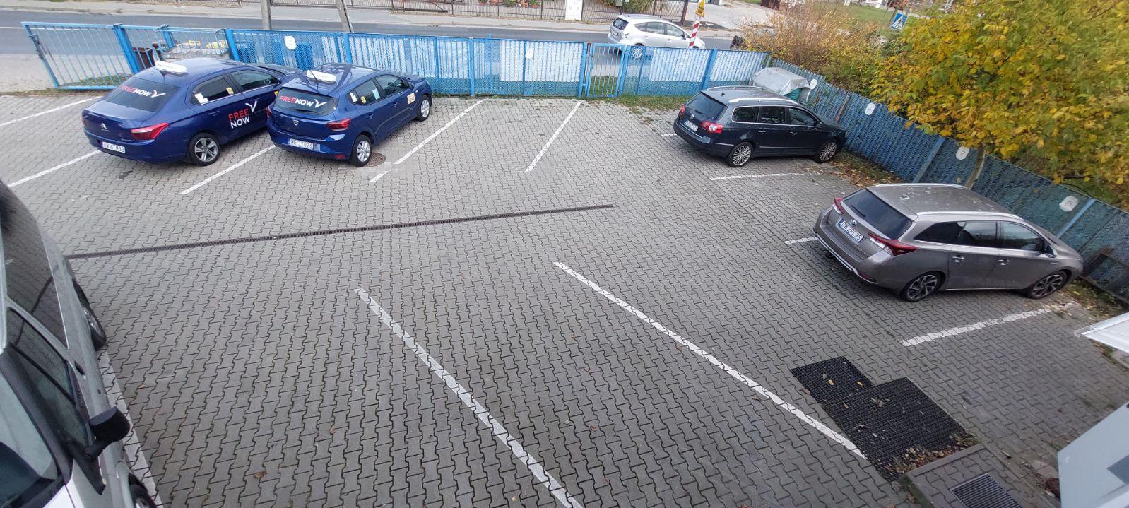 Parking - TIR oraz dla samochodów osobowych i busów