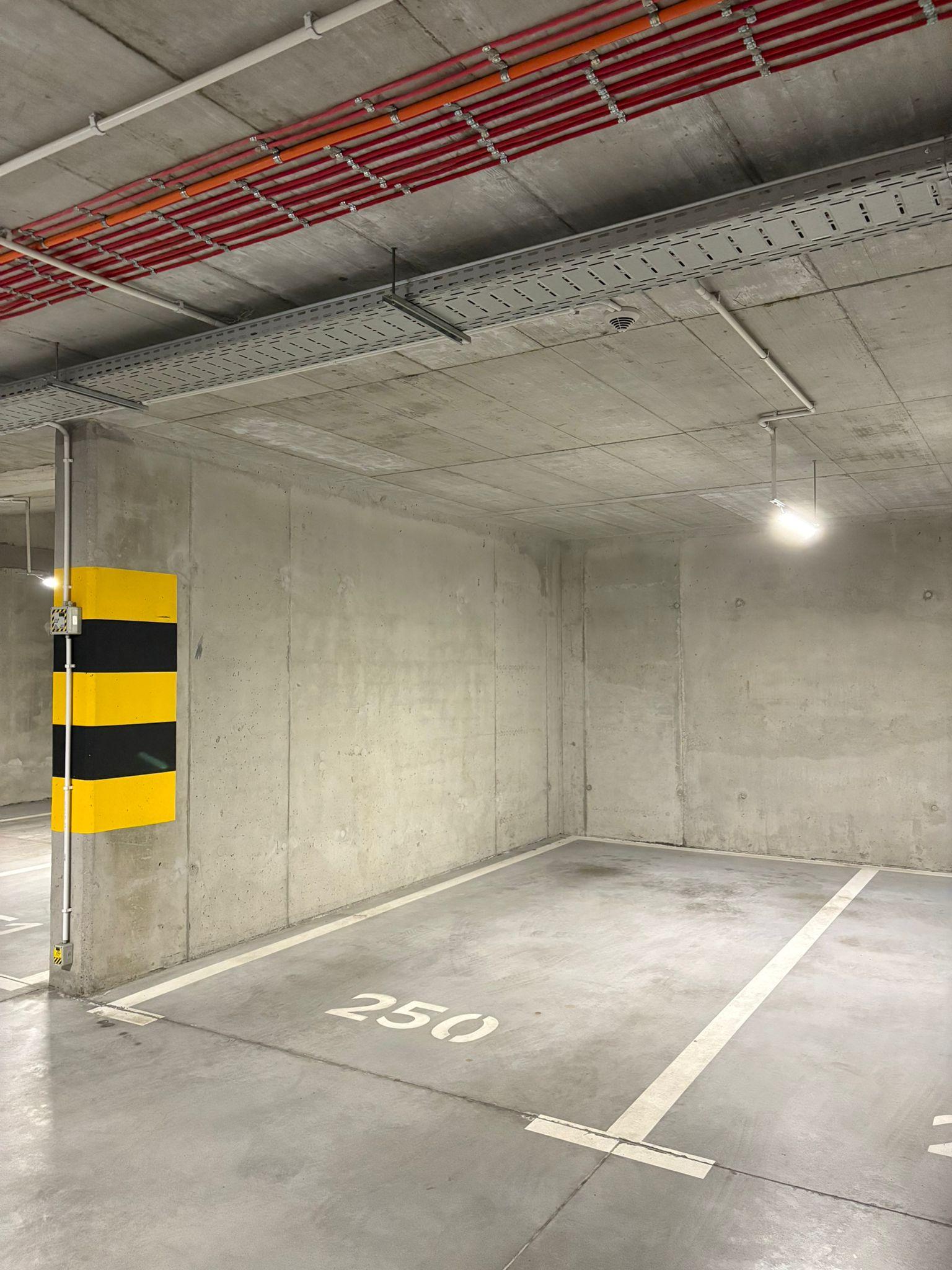 Parking - Rydygiera 2A Wrocław. Najem długoterminowy - abonamenty miesięczne 
