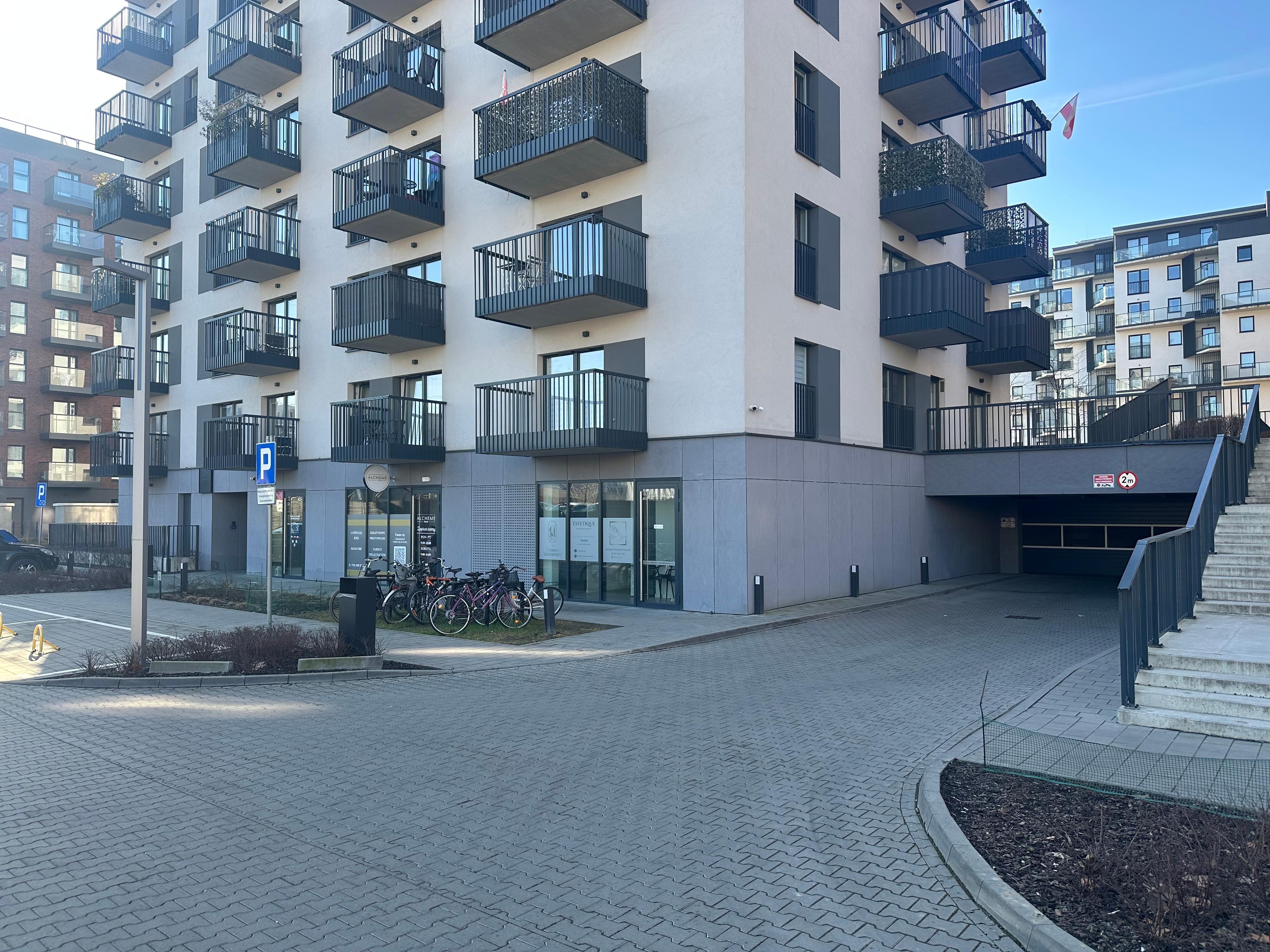 Parking - Dworzec Główny PKP Madalińskiego 15