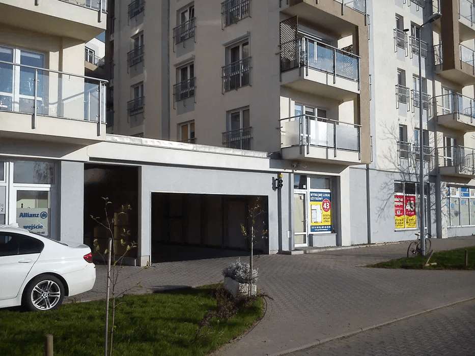 Parking - Milczańska 1 Pozńan