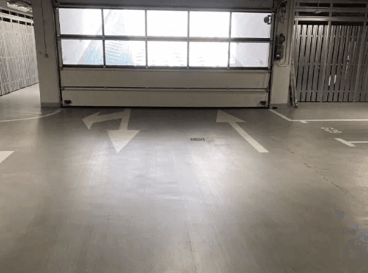 Parking - Warszawa Taśmowa 4  / Lotnisko 
