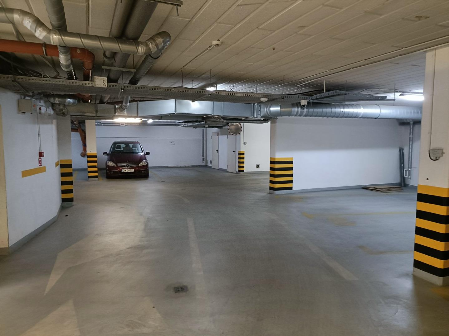 Parking -  Rydygiera 2A Wrocław Cenrum obok Rynku i Wyspy Słodowej 