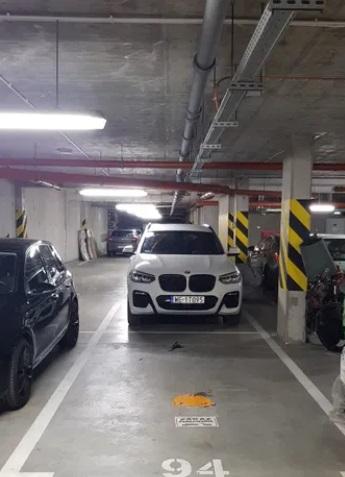 Parking - Wrocław Michalczyka 1 
