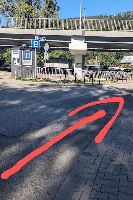 Parking - Gubałówka Zakopane obok Dolnej Stacji Kolejki na Gubałówkę