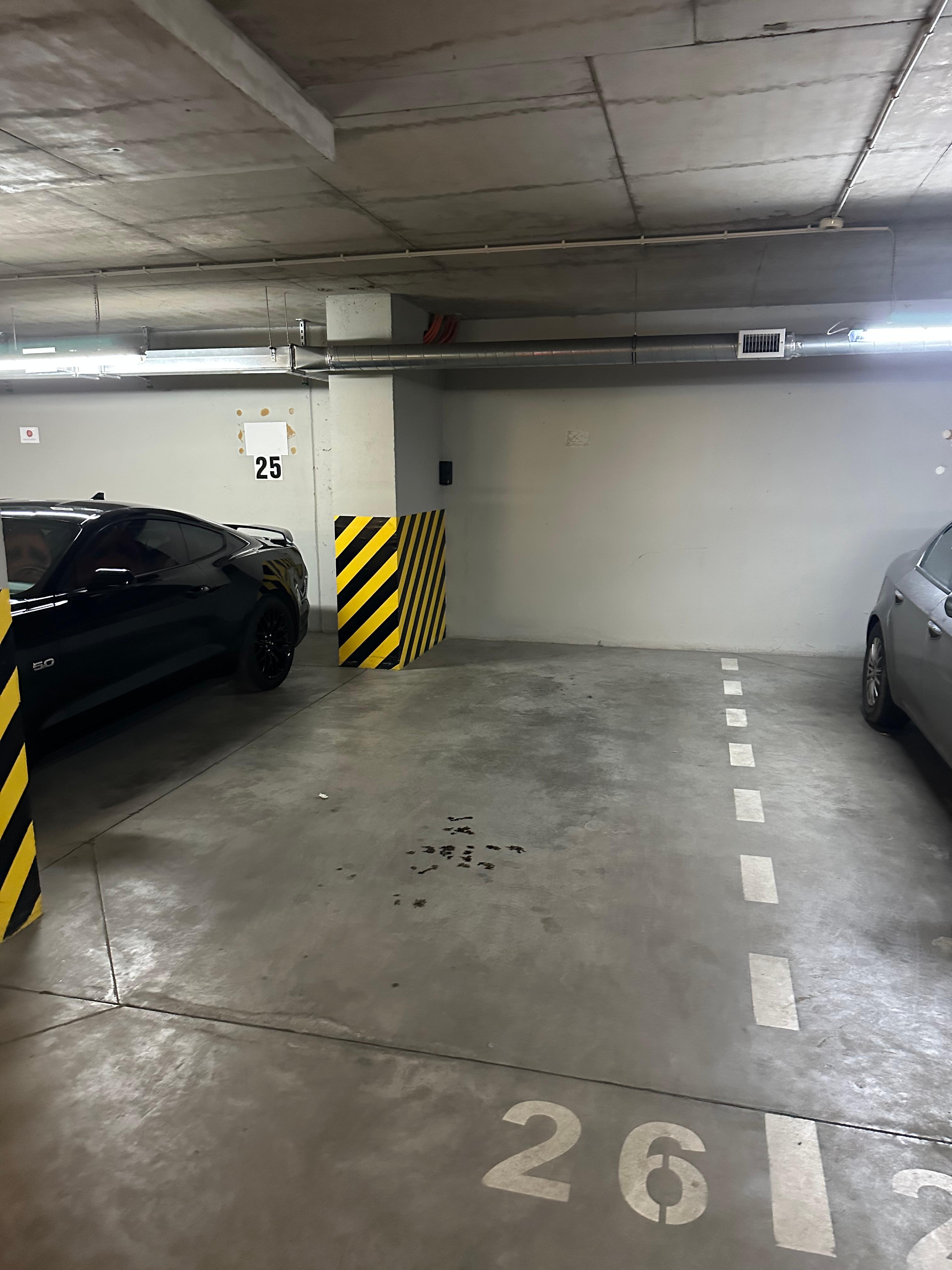 Parking - Rynek Wrocław - ul. Krawiecka 6  Inqse Wrocław Centre