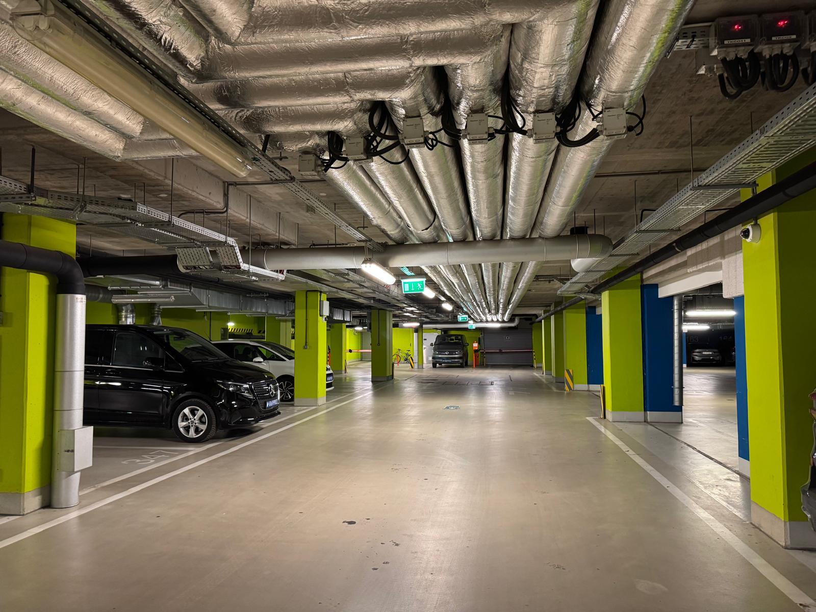 Parking - Centrum Stare Miasto Kraków ul. Lubicz 17C 